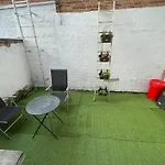 Apartment For 2 With Garden In Leuven City Centre